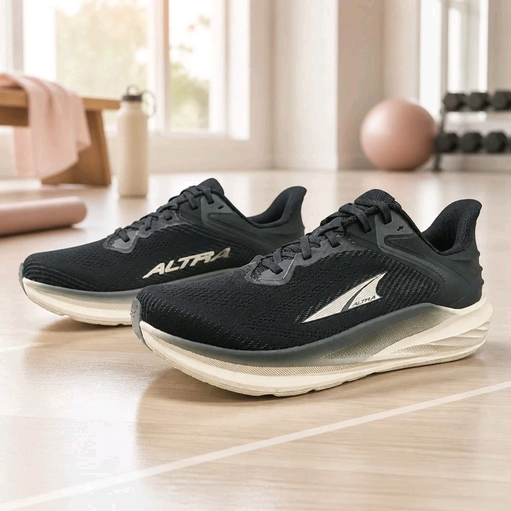 Altra Torin 8 Shoes Womens Size 9.5 Black White Road Running Athletic Sneakers